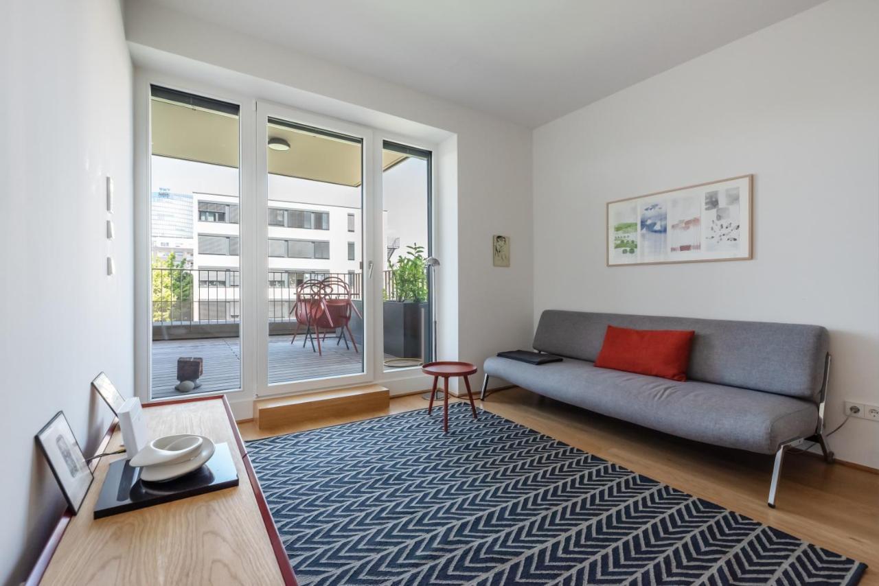 Appartement Neu Zentral Und Ruhig An Der U2 / Stadion