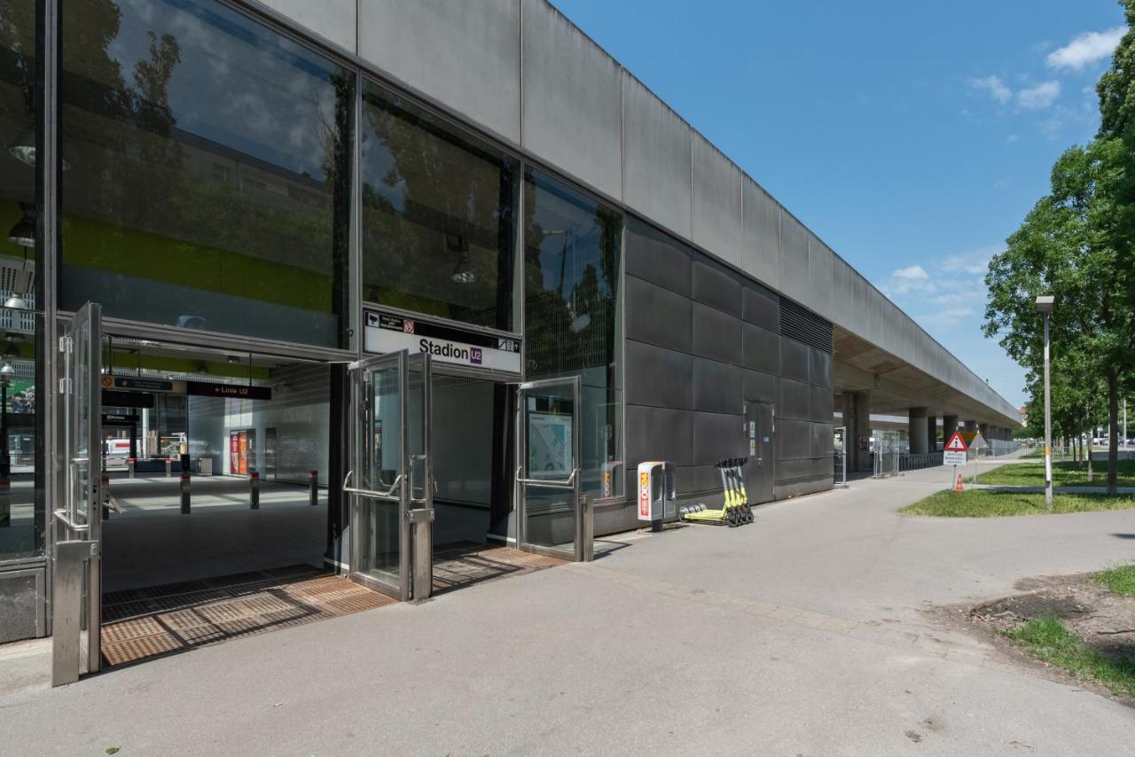 Appartement Neu Zentral Und Ruhig An Der U2 / Stadion *